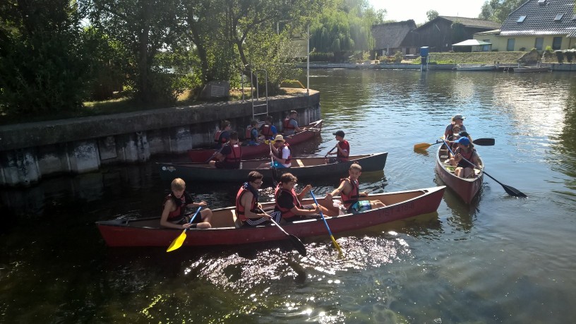 2018 08Klassenfahrt8erKanufahrt